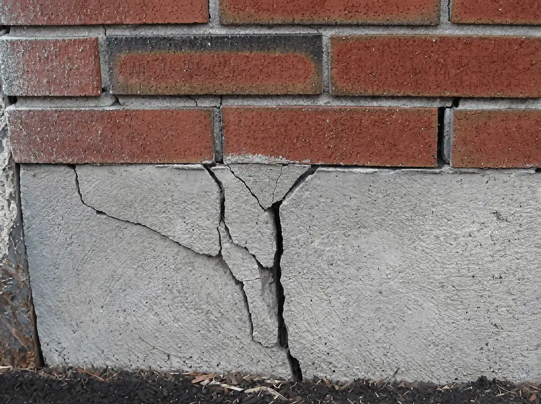 Concrete foundation with serious structural damage in San Diego, CA